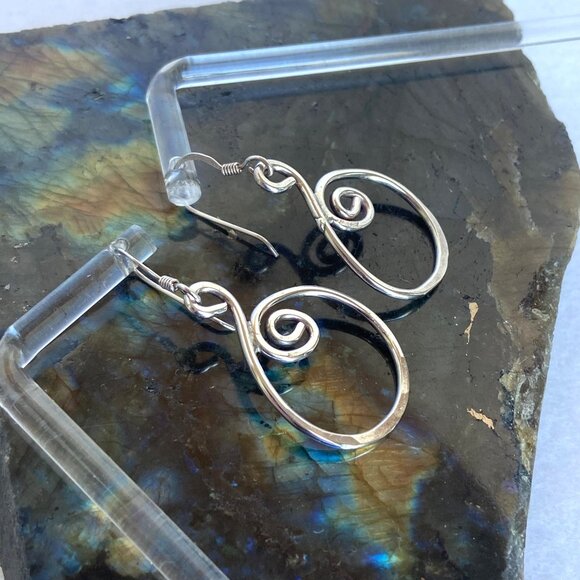 Artisan Sterling Silver 925 1.88" Hammered Spiral Wire Dangle Drop Earrings - Picture 6 of 16